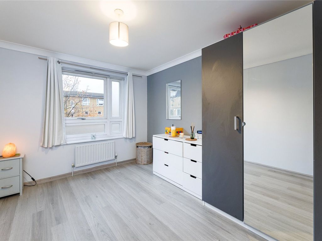 1 bed flat for sale in Essex Road, London N1, £425,000