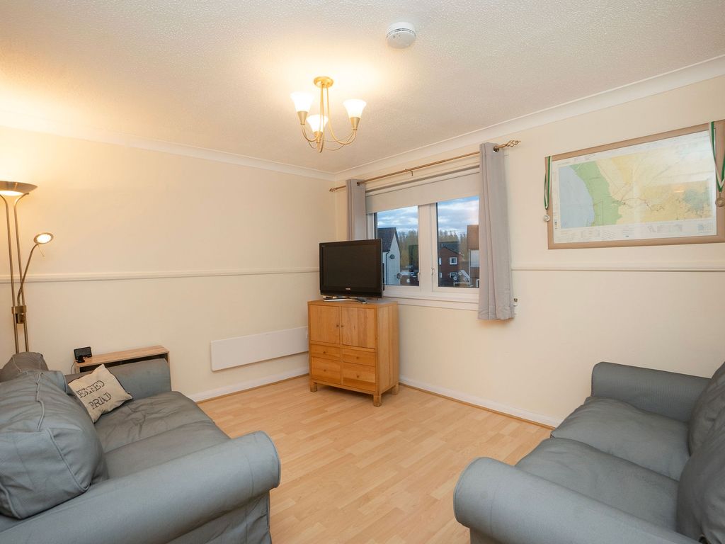 1 bed flat for sale in Cameron Place, Carron, Falkirk FK2, £65,000
