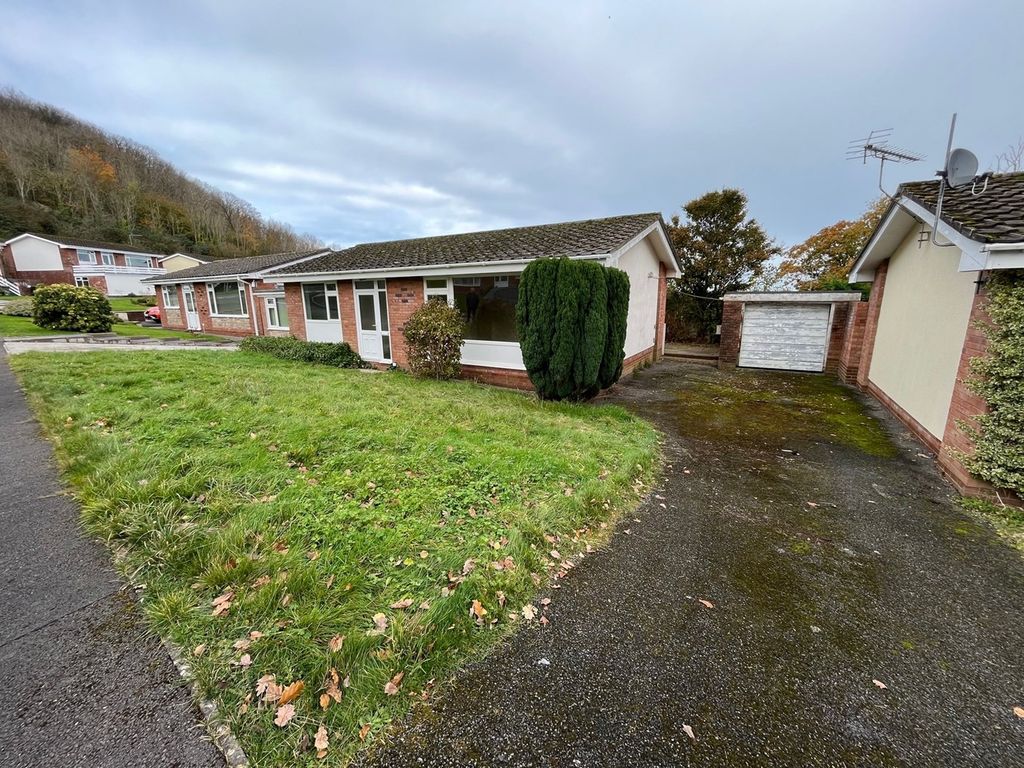 3 bed bungalow for sale in Cwmhalen, New Quay SA45, £180,000