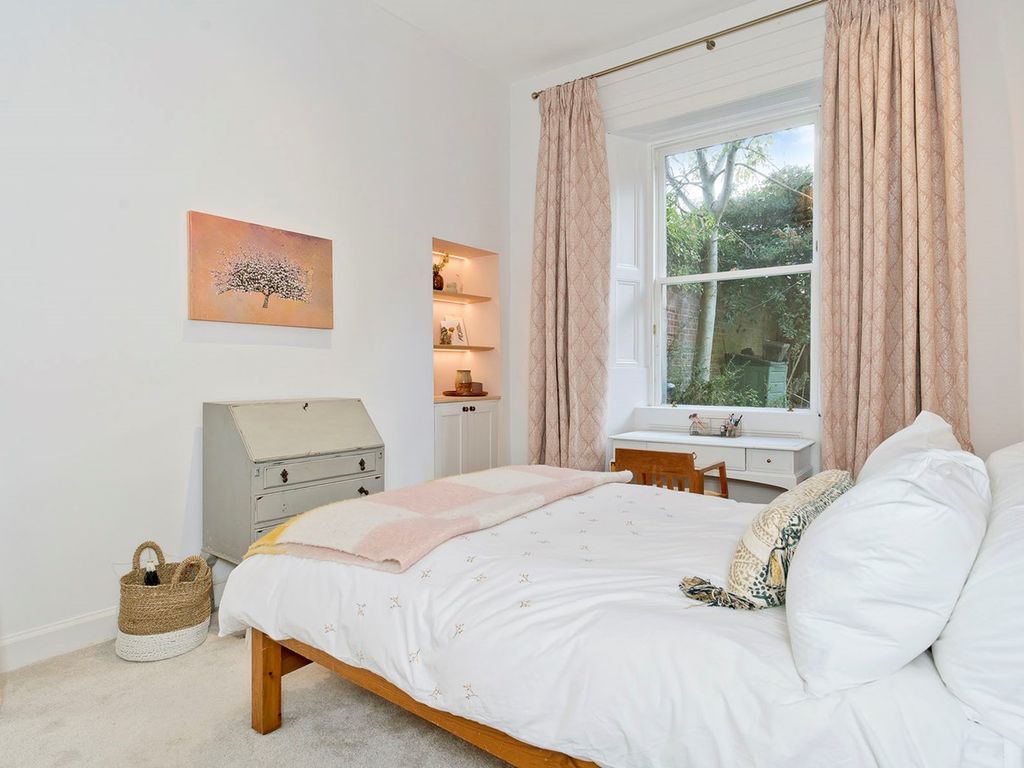 2 bed flat for sale in Perth Street, Edinburgh EH3, £380,000