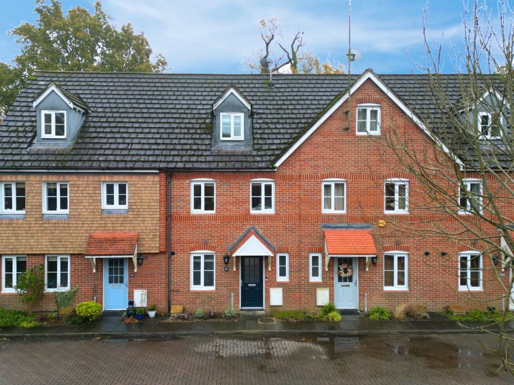 3 bed terraced house for sale in Poperinghe Way, Arborfield, Reading, Berkshire RG2, £375,000