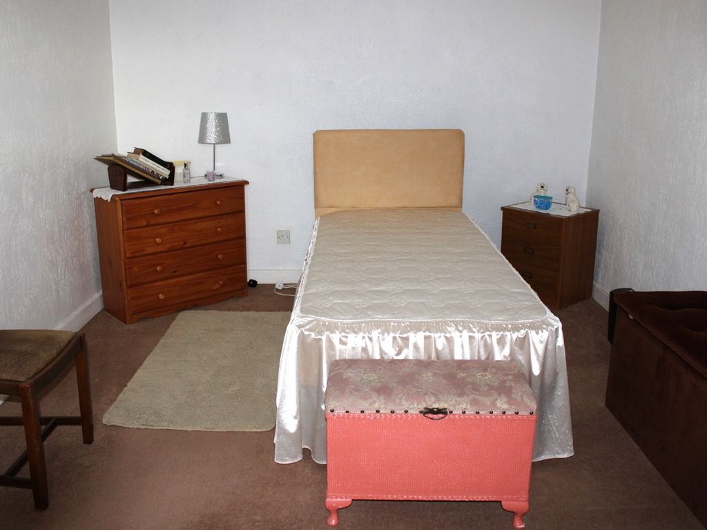 3 bed detached house for sale in Bettws, Bridgend, Bridgend County. CF32, £265,000