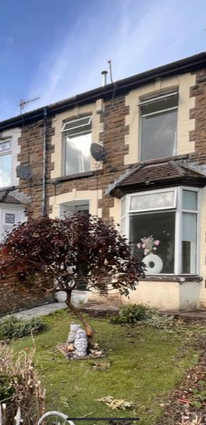 4 bed terraced house to rent in Ynyswen Road, Treorchy CF42, £850 pcm