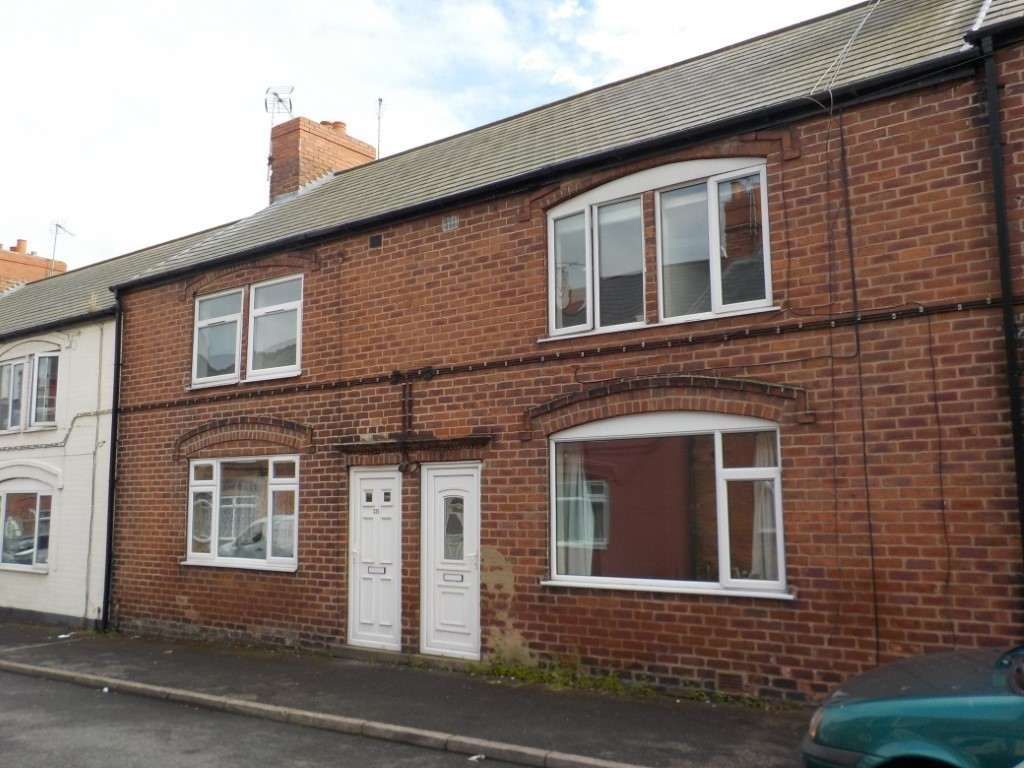 3 bed terraced house to rent in Devonshire Street, New Houghton, Mansfield NG19, £665 pcm