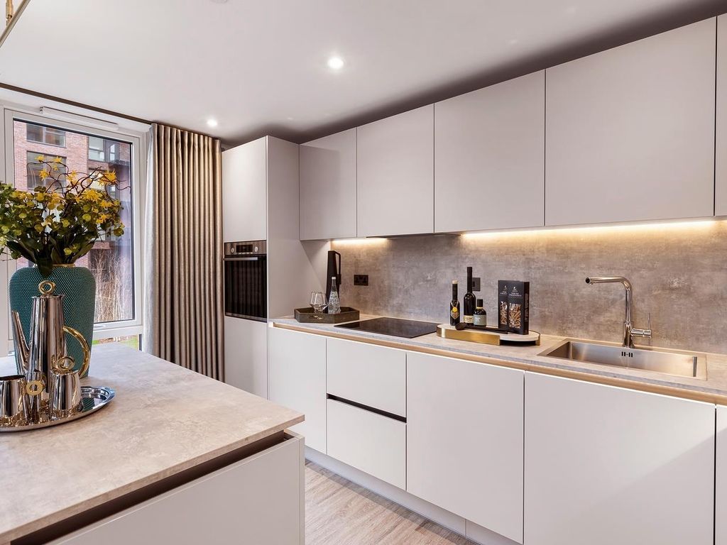 New home, 2 bed flat for sale in E.0.08, Snow Hill Wharf, Birmingham City Centre, Birmingham B4, £350,000