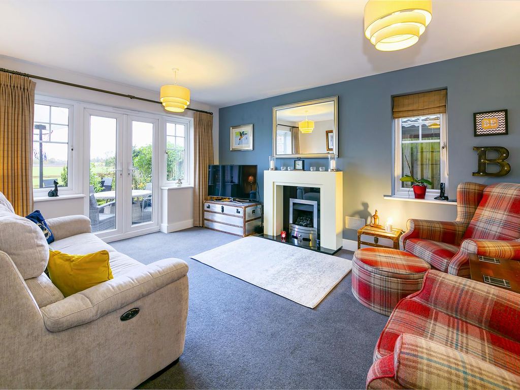 5 bed detached house for sale in Thornbeck, Dunnington, York YO19, £645,000