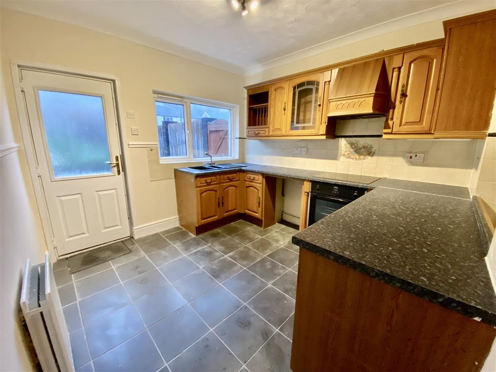 2 bed semi-detached house for sale in New Ceidrim Road, Garnant, Ammanford SA18, £138,000