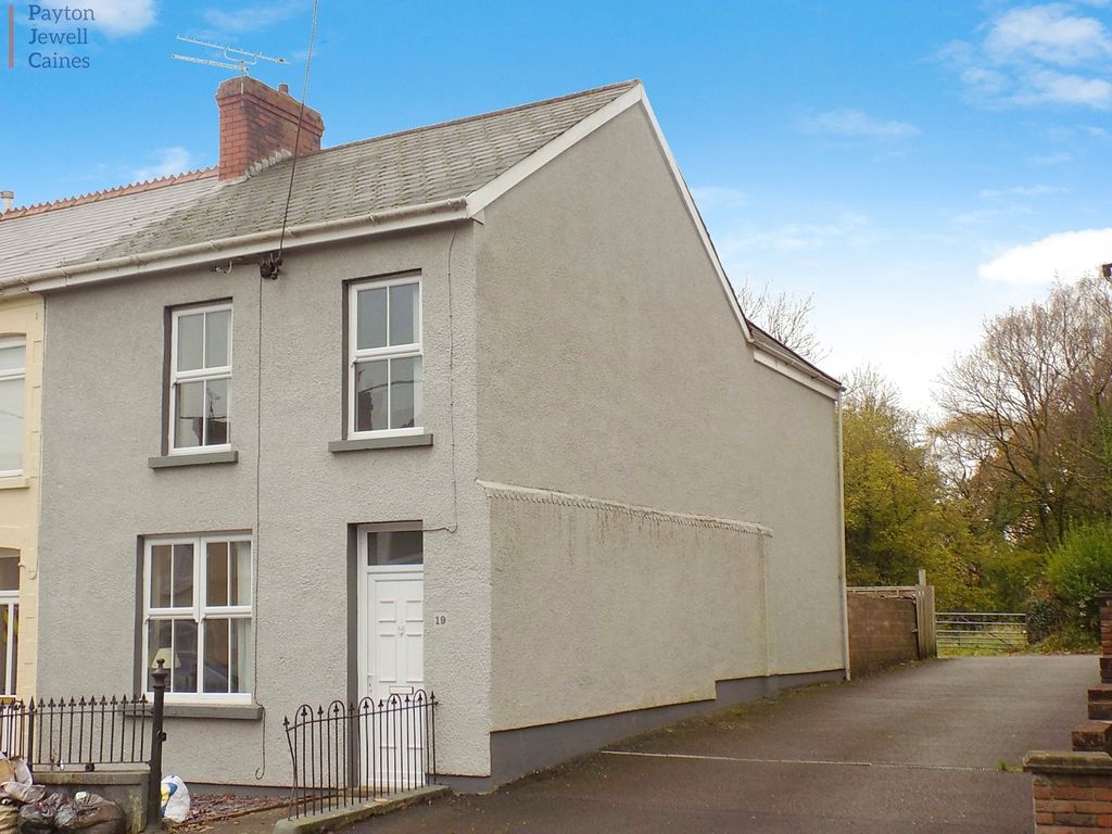 3 bed end terrace house for sale in Bettws Road, Brynmenyn, Bridgend. CF32, £189,950