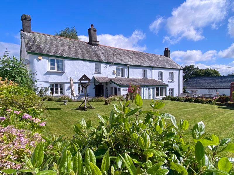 3 bed cottage for sale in Bratton Clovelly, Okehampton EX20, £350,000