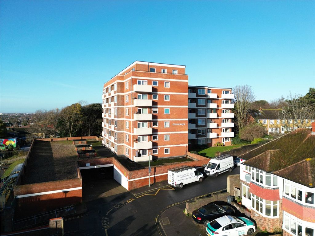 1 bed flat for sale in Greenways, Highlands Road, Portslade, Brighton BN41, £190,000