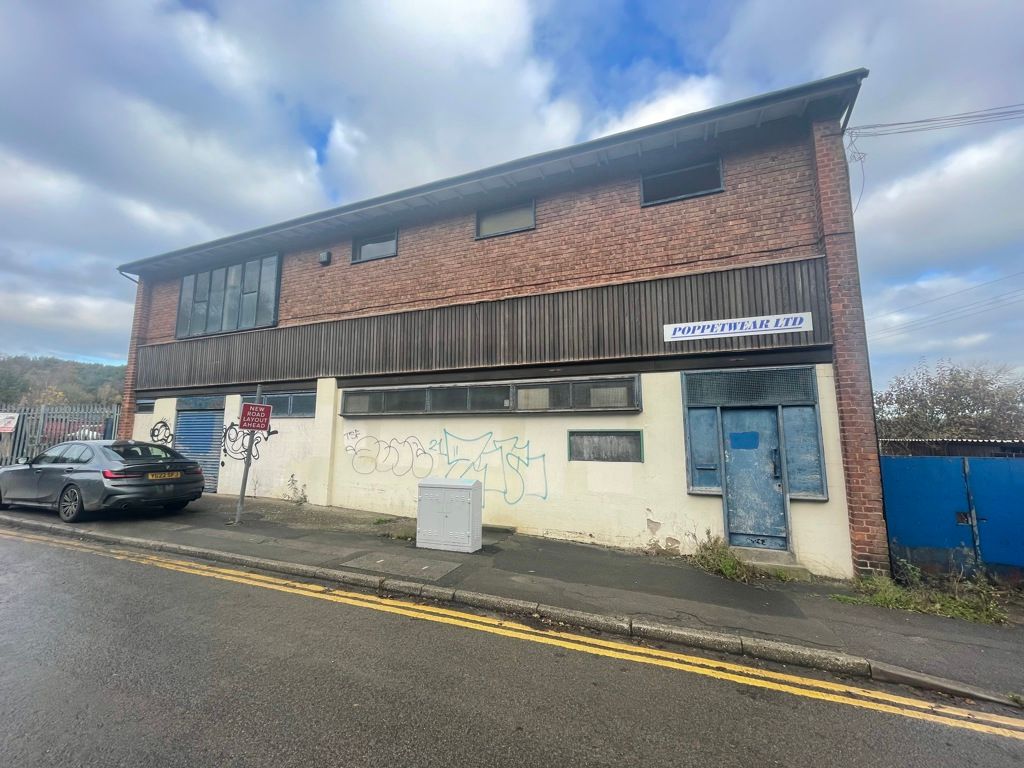 Industrial for sale in Former Co Op, Annesley Cutting, Annesley, Nottingham, Nottinghamshire NG15, £300,000