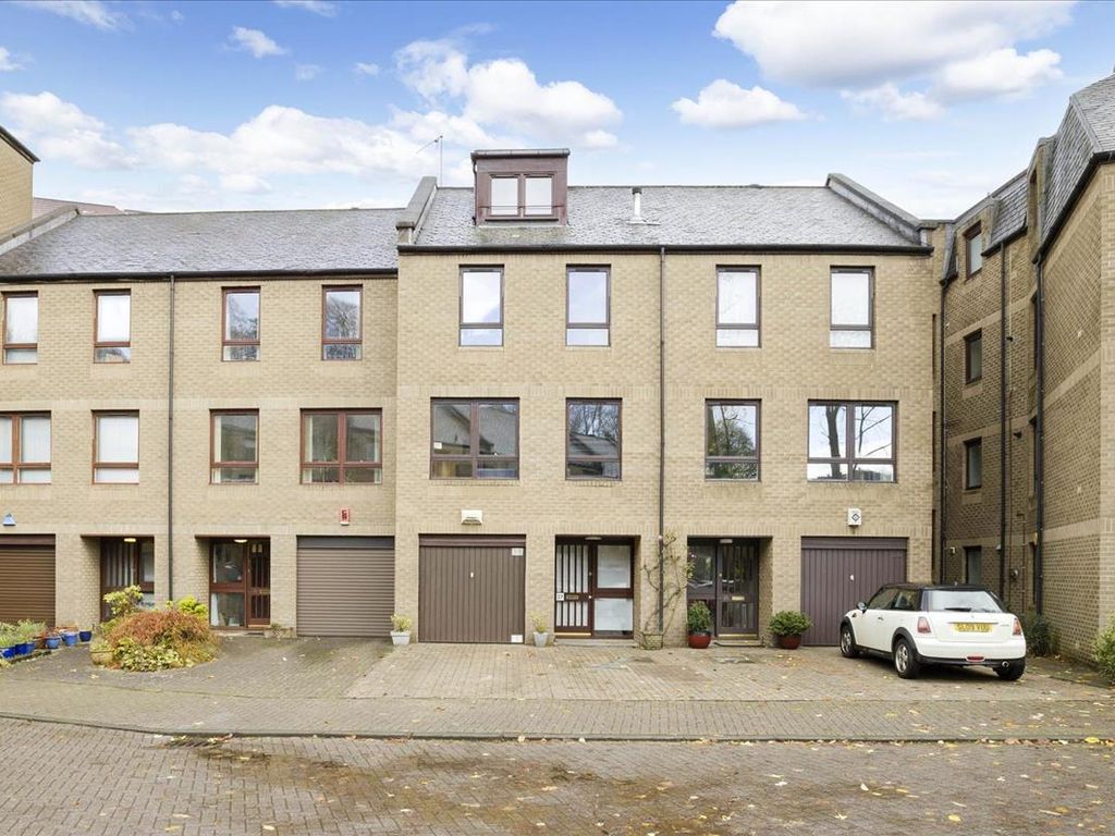 5 bed town house for sale in 27 Sunbury Place, Edinburgh EH4, £600,000