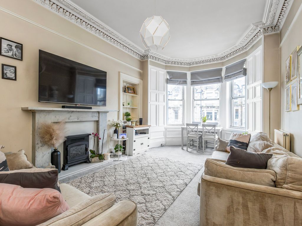 3 bed flat for sale in 15/4 Spottiswoode Street, Marchmont, Edinburgh EH9, £425,000