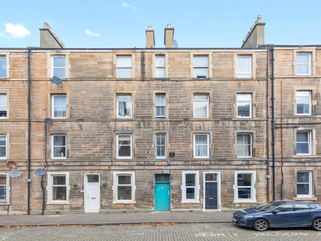 2 bed flat for sale in 24 3F1, Thorntree Street, Edinburgh EH6, £170,000