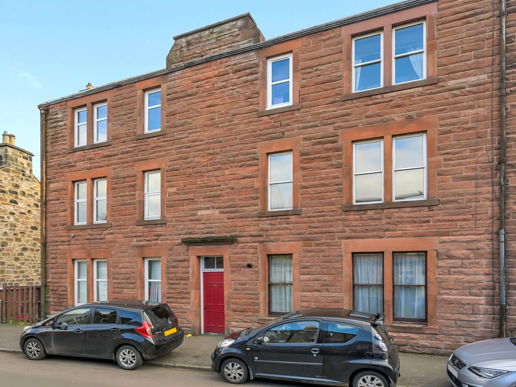 2 bed flat for sale in Flat D, 26, Station Road, Roslin EH25, £135,000