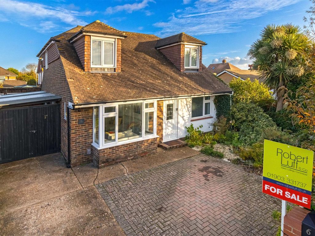 4 bed detached bungalow for sale in Stopham Close, Worthing BN14, £625,000