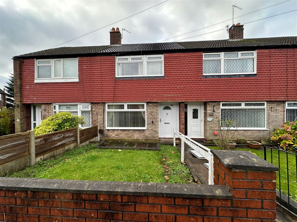 3 bed terraced house to rent in Coniston Drive, Stalybridge SK15, £850 pcm