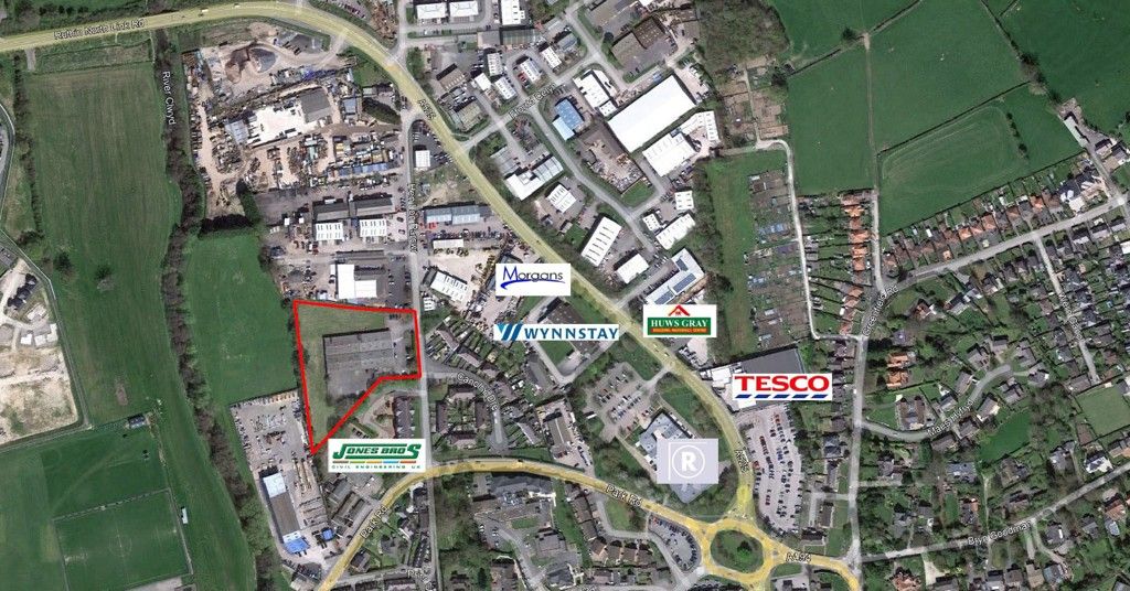 Land for sale in 43 Canol Y Dre, Ruthin, Denbighshire LL15, £500,000