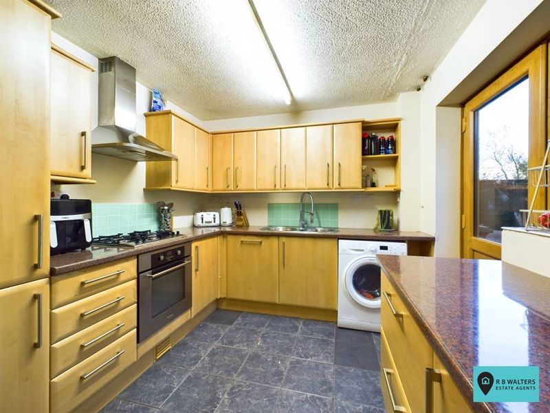 3 bed link-detached house for sale in Enborne Close, Tuffley, Gloucester GL4, £290,000