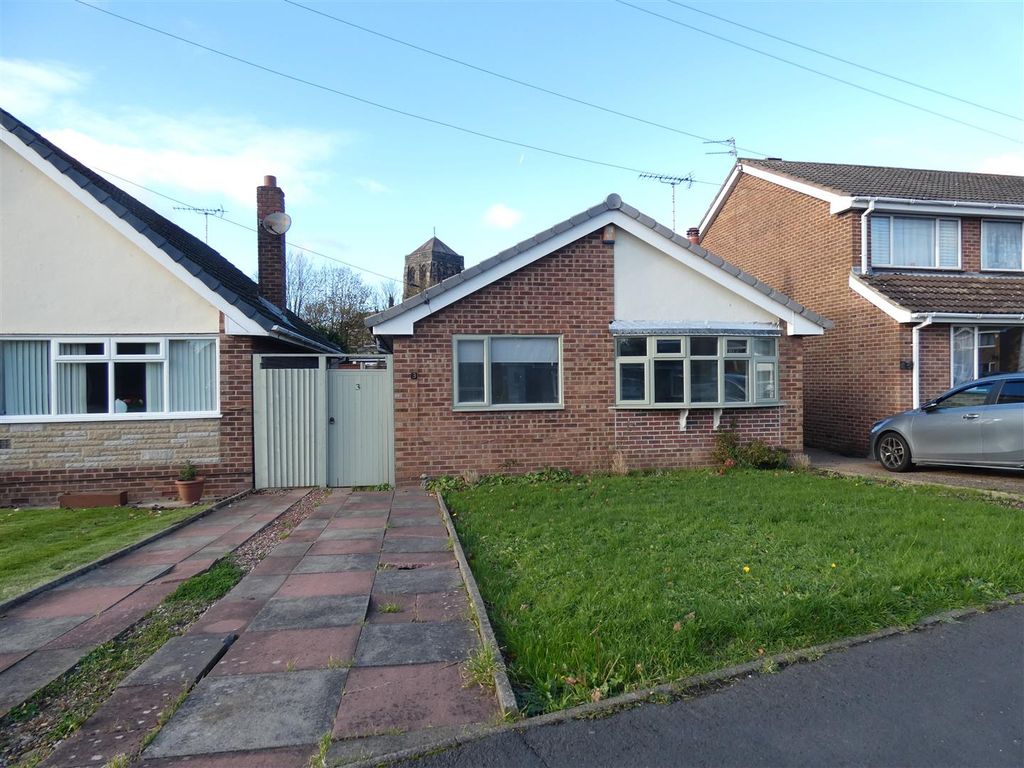 2 bed detached bungalow for sale in Fairham Road, Stretton, Burton On Trent DE13, £229,950