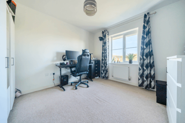 2 bed flat for sale in Balmoral House, High Wycombe, Buckinghamshire HP11, £145,000