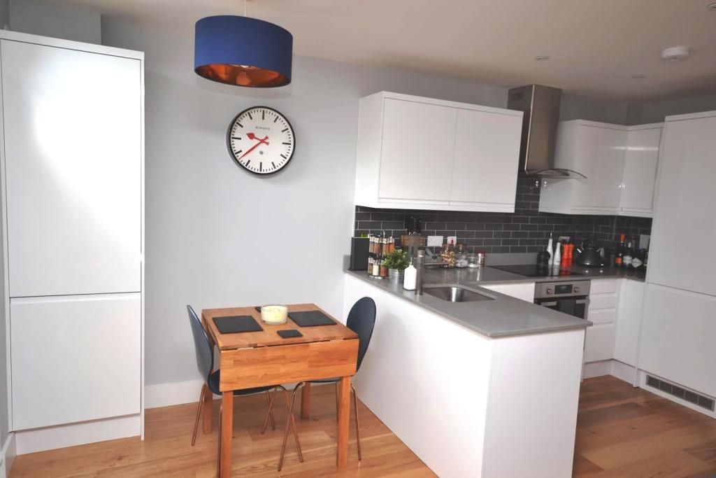 1 bed flat for sale in Riverside Place, Chelmsford Road, Writtle, Chelmsford CM1, £238,000