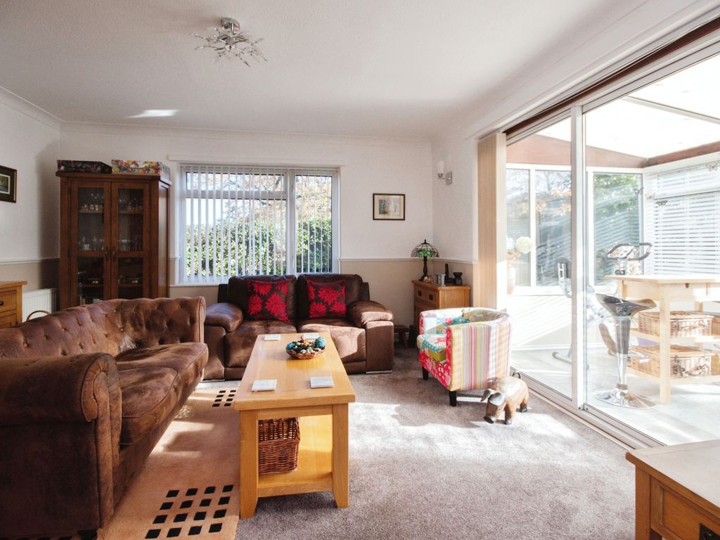 3 bed detached house for sale in Malvern Road, Bournemouth BH9, £390,000