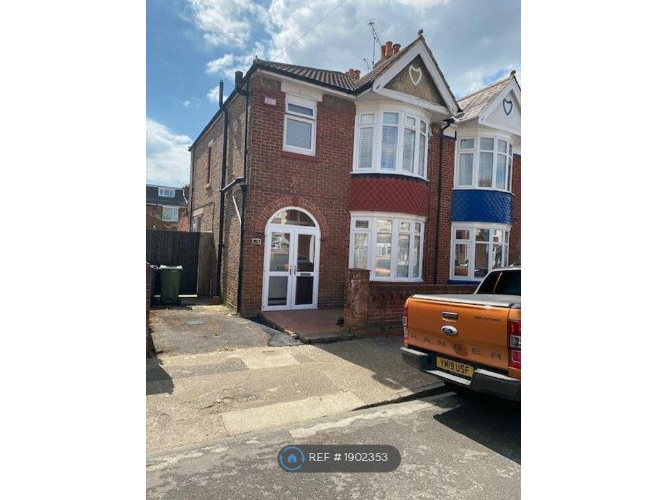 3 bed semi-detached house to rent in Torrington Rd, Portsmouth PO2, £1,750 pcm