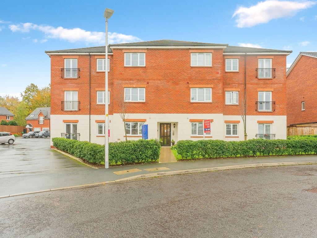 2 bed flat for sale in Atholl Duncan Drive, Wirral CH49, £172,000