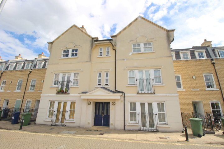 1 bed flat to rent in St. Matthews Gardens, Cambridge CB1, £1,250 pcm