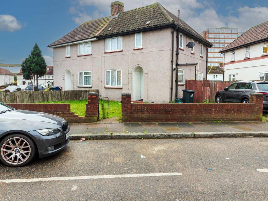 3 bed semi-detached house for sale in Panhard Place, Southall UB1, £425,000