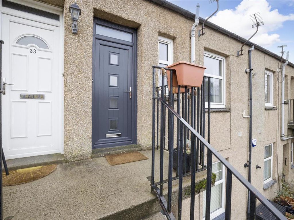 1 bed flat for sale in 31 Springfield Place, Roslin EH25, £120,000