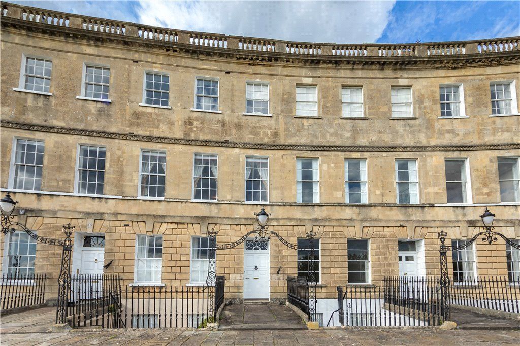 5 bed maisonette for sale in Lansdown Crescent, Bath BA1, £1,100,000