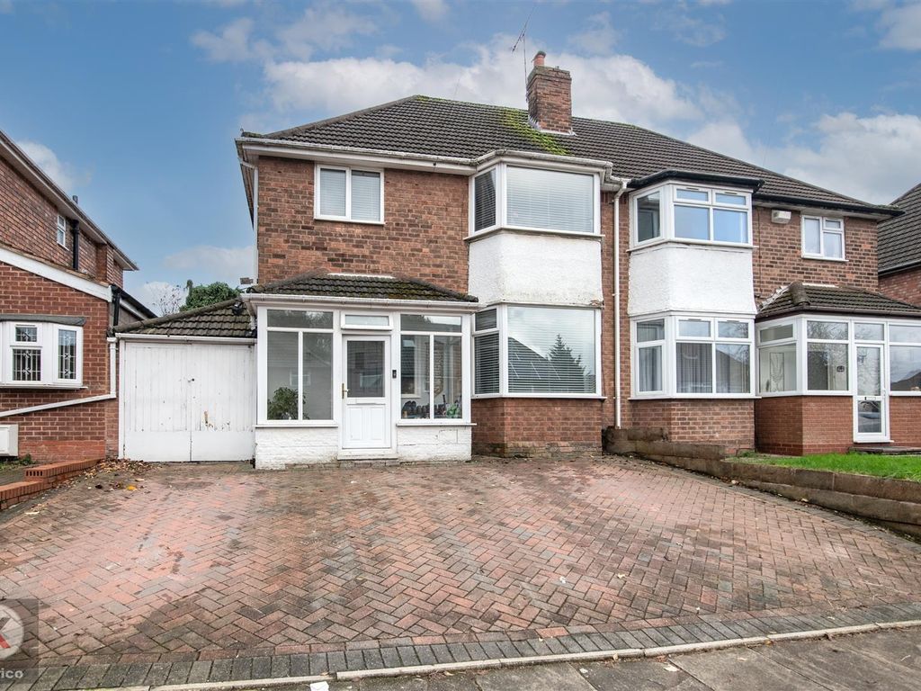 3 bed semi-detached house for sale in Standlake Avenue, Hodge Hill, Birmingham B36, £320,000