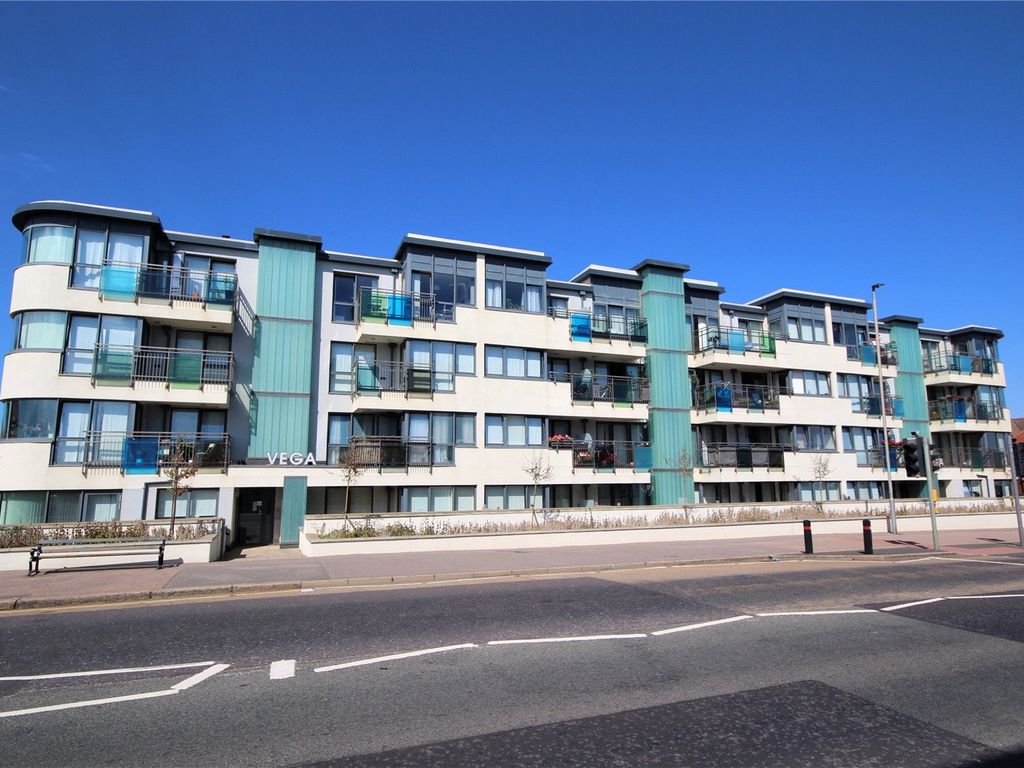 1 bed flat to rent in Roman Road, Hove, East Sussex BN3, £1,350 pcm