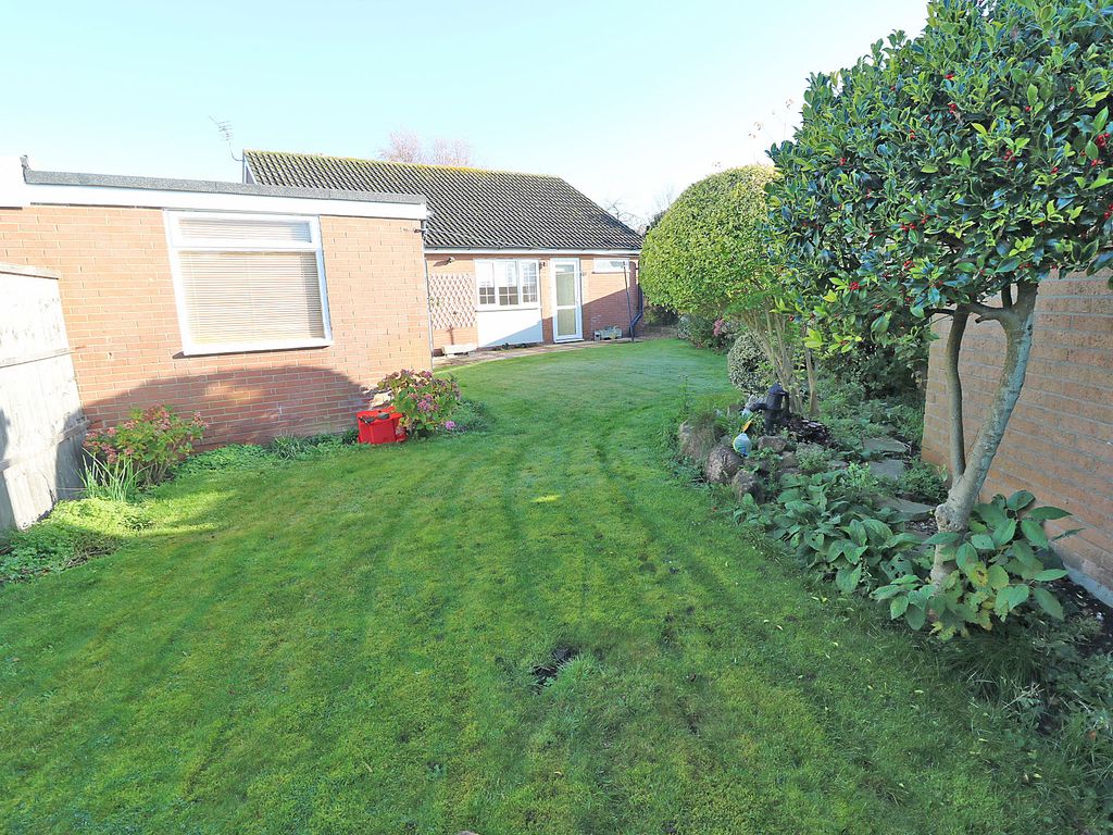 3 bed detached bungalow for sale in Reapers Rise, Epworth, Doncaster DN9, £339,950