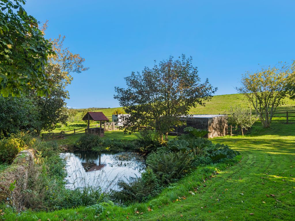 2 bed cottage for sale in Slapton, Kingsbridge TQ7, £190,000