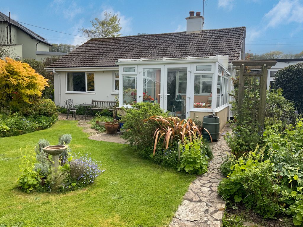 3 bed bungalow for sale in Greenhill, East Allington, Totnes TQ9, £395,000