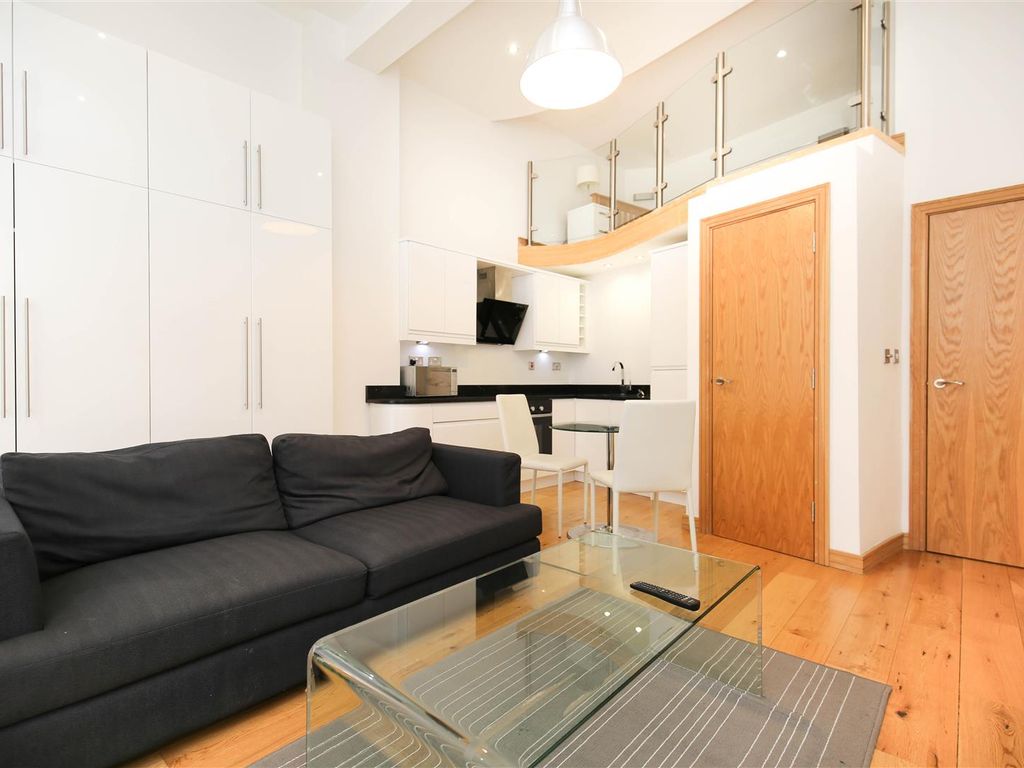 1 bed flat to rent in Murton House, Grainger Street, Newcastle Upon Tyne NE1, £1,100 pcm