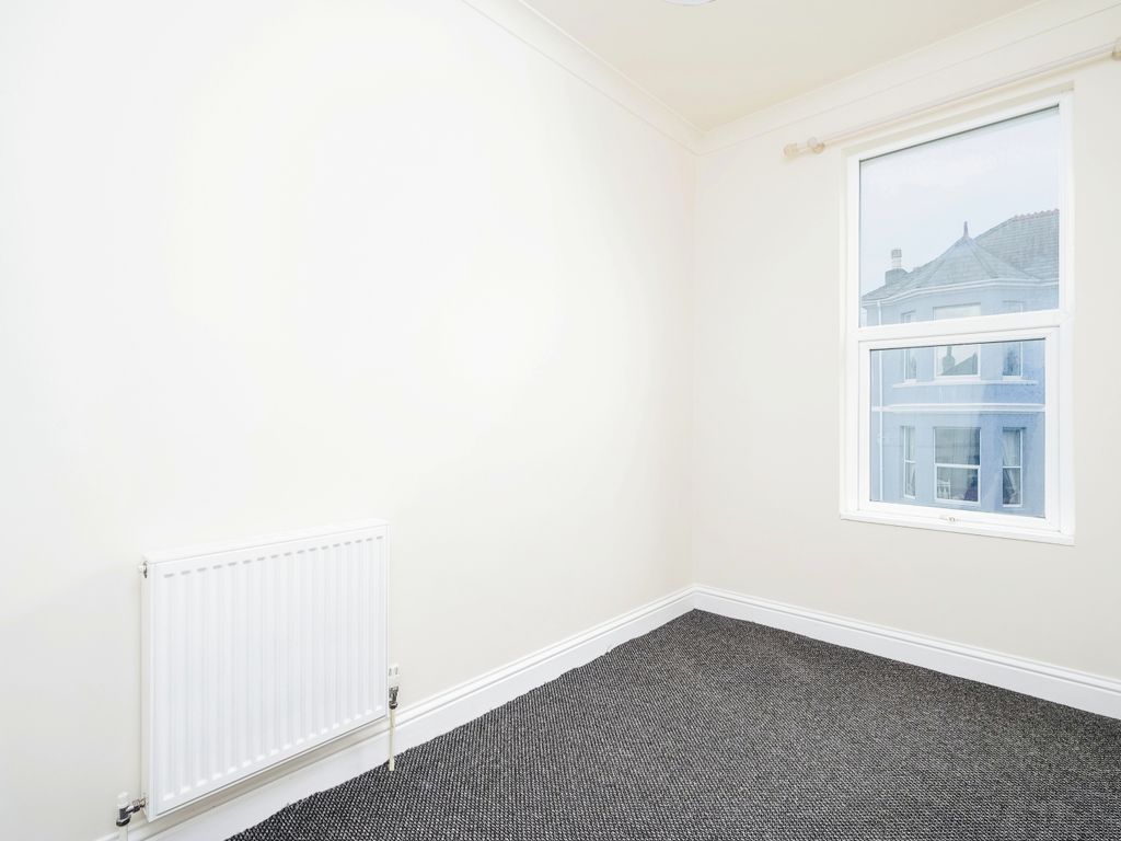 3 bed maisonette for sale in South View Terrace, Plymouth, Devon PL4, £160,000