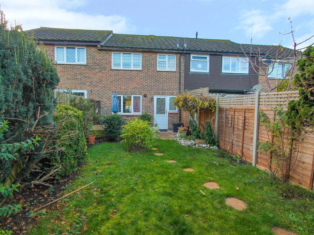 3 bed terraced house for sale in Sunkist Way, Wallington SM6, £450,000