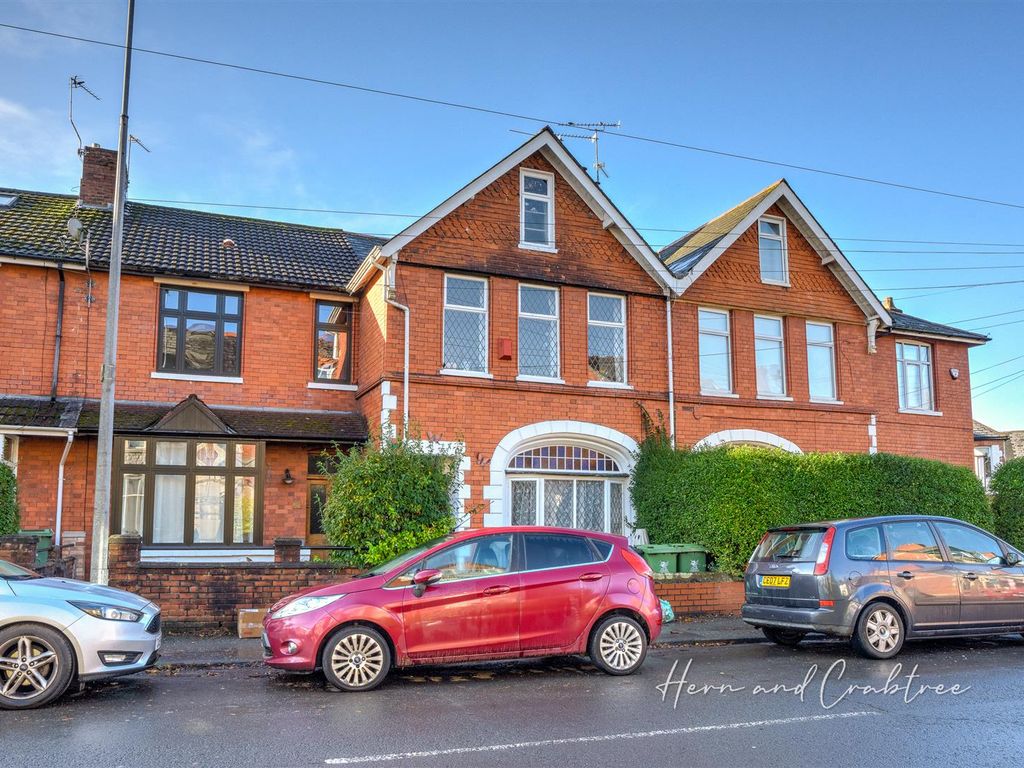 2 bed flat for sale in Romilly Road, Canton, Cardiff CF5, £275,000