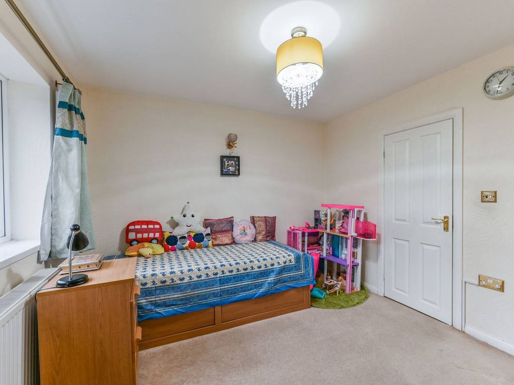 3 bed bungalow for sale in Stanley Road, Sutton, Surrey, 6Sa, Sutton SM2, £865,000