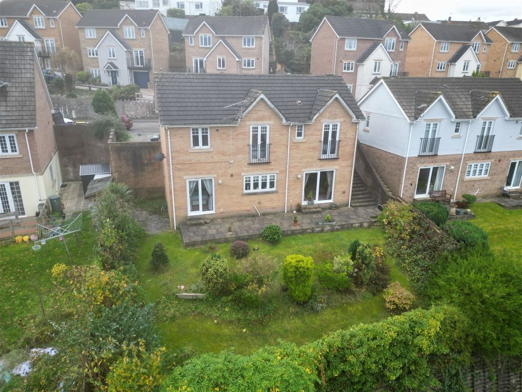 4 bed detached house for sale in Sandford View, Newton Abbot TQ12, £400,000