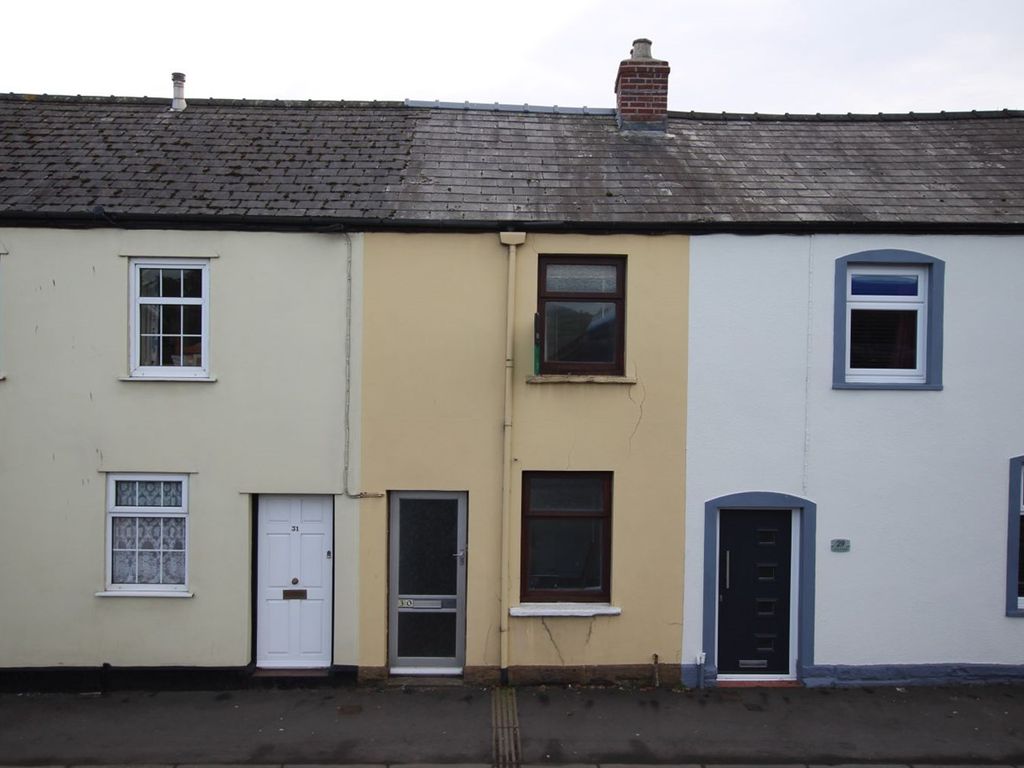 2 bed terraced house for sale in Church Street, Brecon LD3, £115,000
