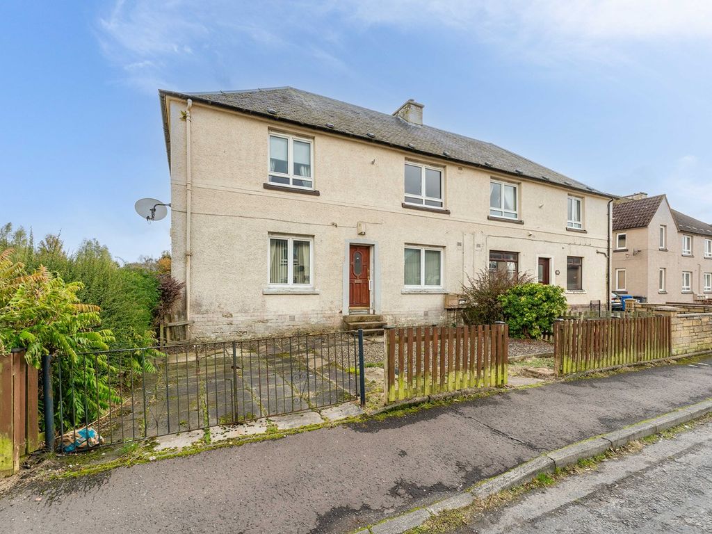 2 bed flat for sale in Factory Road, Cowdenbeath KY4, £62,500
