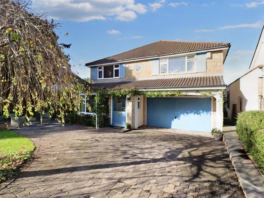 4 bed detached house for sale in The Avenue, Clevedon BS21, £875,000