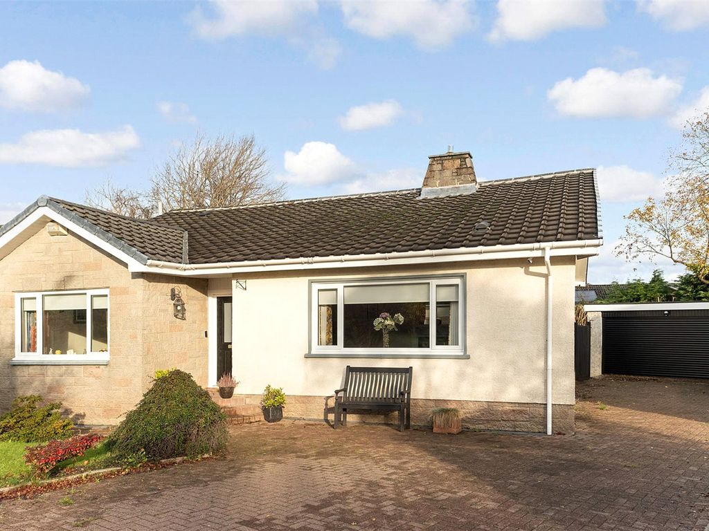 3 bed bungalow for sale in Allanshaw Grove, Hamilton, South Lanarkshire ML3, £320,000