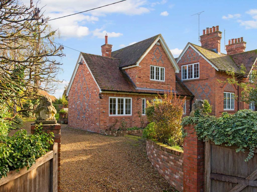 5 bed semi-detached house for sale in Brightwell Baldwin, Watlington OX49, £1,195,000