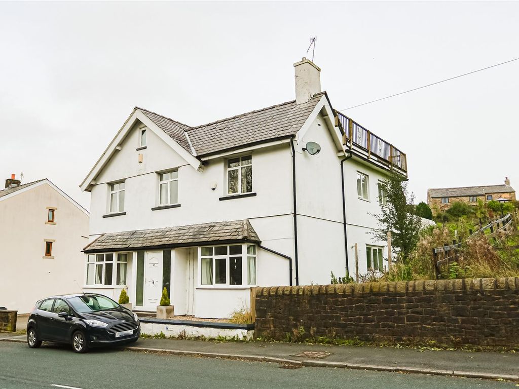 3 bed detached house for sale in Burnley Road, Cliviger, Burnley BB10, £320,000